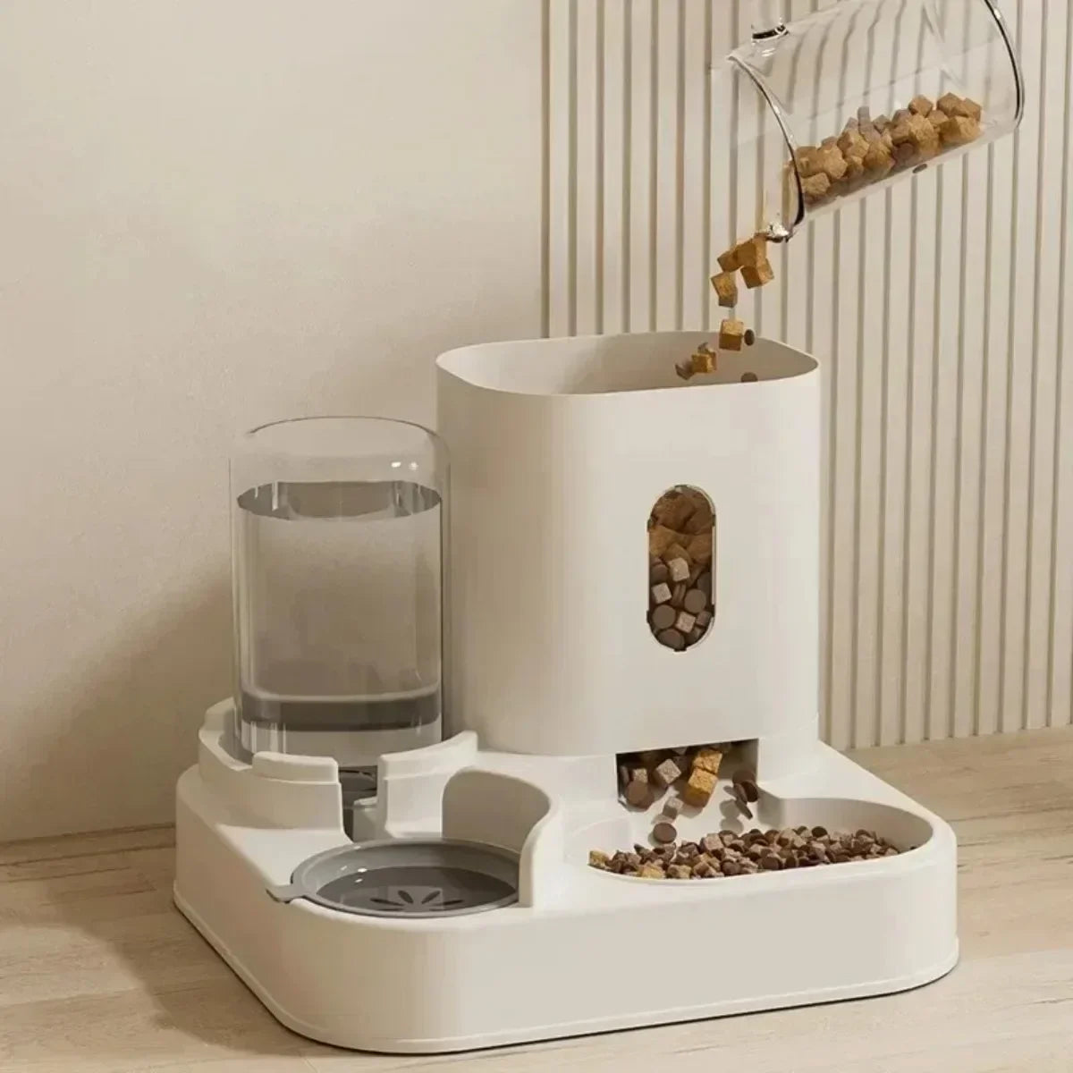 Revolutionary Automatic Cat and Dog Feeder with Water Fountain - Large Capacity Pet Food Dispenser for Busy Pet Owners