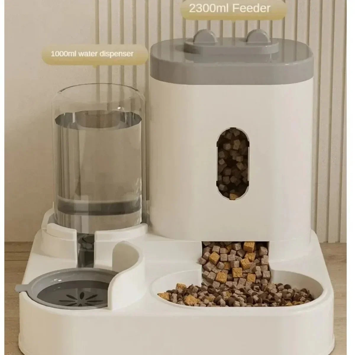 Revolutionary Automatic Cat and Dog Feeder with Water Fountain - Large Capacity Pet Food Dispenser for Busy Pet Owners